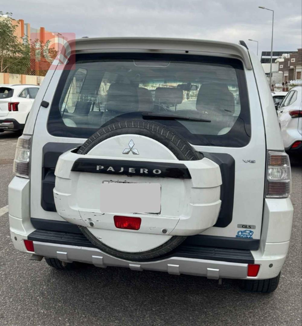 ميتسوبيشي باجيرو